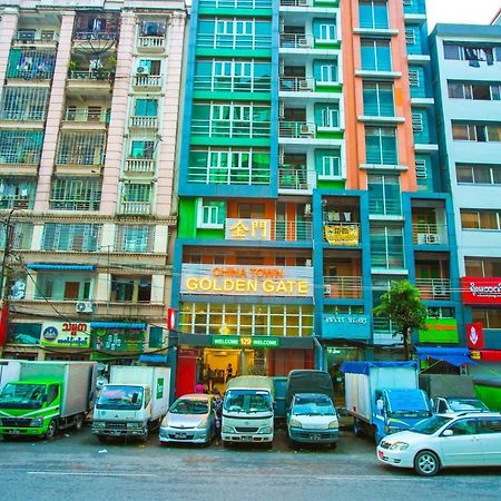 Golden Gate China Town Hotel Yangon Exterior foto
